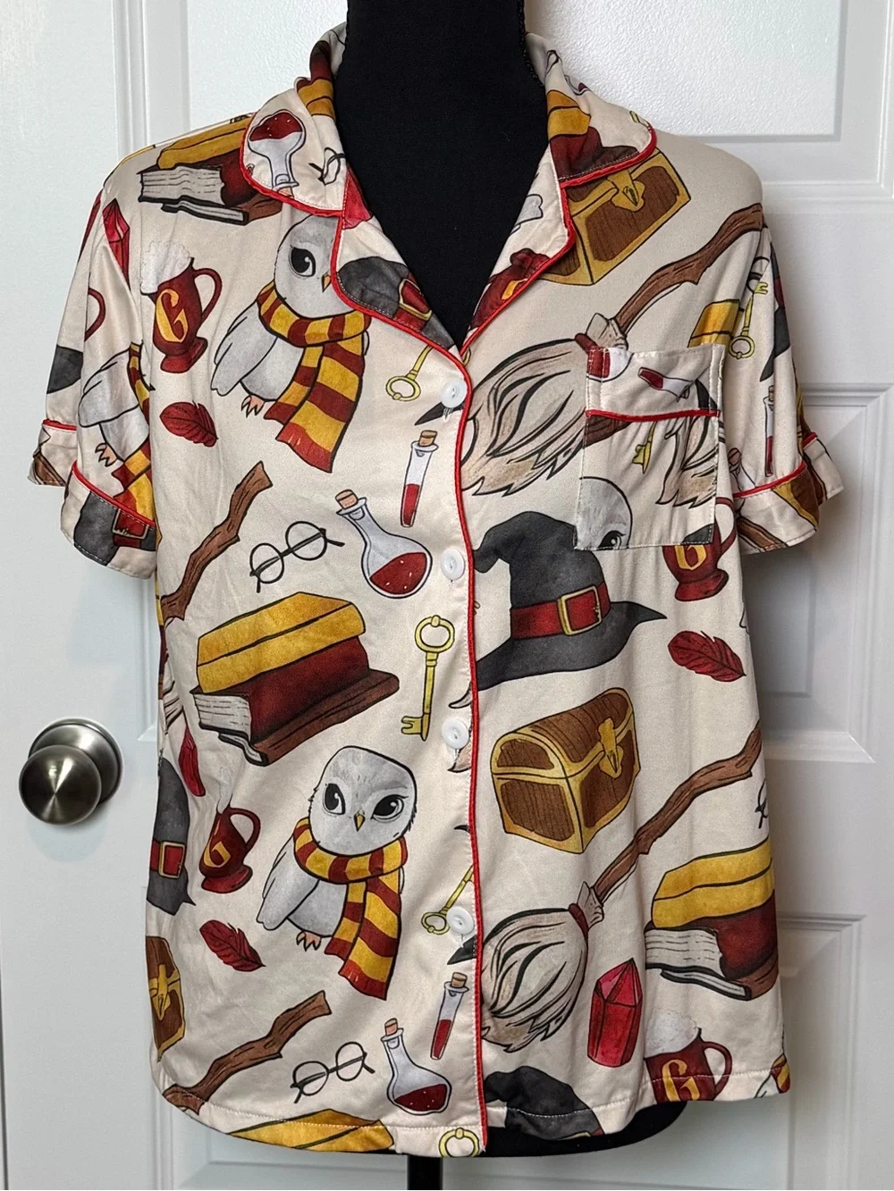 Harry Potter Inspired Pajama Set – Hedwig Owl Button-Up Top & Shorts | Size Med